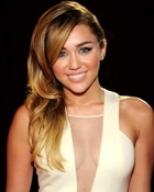 Miley Cyrus : miley-cyrus-1418002920.jpg
