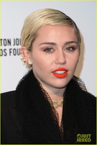 Miley Cyrus : miley-cyrus-1424710870.jpg
