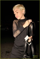 Miley Cyrus : miley-cyrus-1426278306.jpg