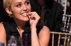 Miley Cyrus : miley-cyrus-1429934401.jpg