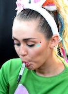 Miley Cyrus : miley-cyrus-1440956909.jpg