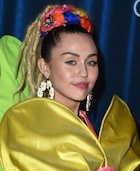 Miley Cyrus : miley-cyrus-1449438481.jpg