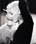 Miley Cyrus : miley-cyrus-1453031215.jpg