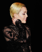 Miley Cyrus : miley-cyrus-1453031239.jpg