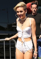 Miley Cyrus : miley-cyrus-1458859681.jpg