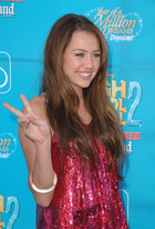 Miley Cyrus : miley_cyrus_1189356621.jpg