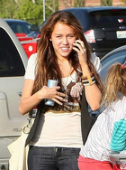 Miley Cyrus : miley_cyrus_1218828348.jpg