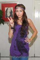 Miley Cyrus : miley_cyrus_1220488666.jpg