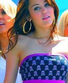 Miley Cyrus : miley_cyrus_1221877801.jpg