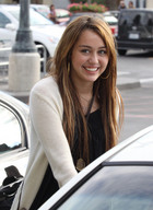 Miley Cyrus : miley_cyrus_1240336342.jpg
