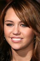 Miley Cyrus : miley_cyrus_1240412084.jpg