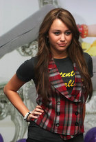 Miley Cyrus : miley_cyrus_1253334261.jpg