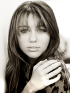Miley Cyrus : miley_cyrus_1253334286.jpg