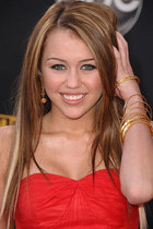 Miley Cyrus : miley_cyrus_1257823140.jpg
