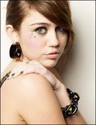 Miley Cyrus : miley_cyrus_1258888609.jpg
