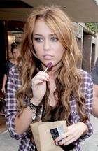 Miley Cyrus : miley_cyrus_1271439356.jpg