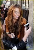 Miley Cyrus : miley_cyrus_1275521391.jpg