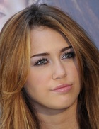 Miley Cyrus : miley_cyrus_1275521445.jpg