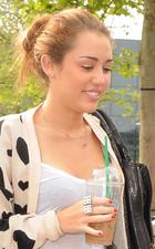 Miley Cyrus : miley_cyrus_1275929970.jpg