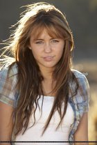 Miley Cyrus : miley_cyrus_1278794818.jpg