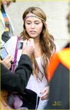 Miley Cyrus : miley_cyrus_1283998538.jpg
