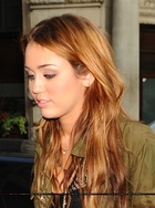 Miley Cyrus : miley_cyrus_1284362966.jpg