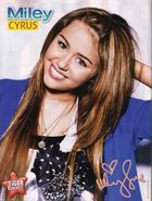 Miley Cyrus : miley_cyrus_1287462283.jpg