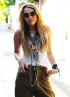 Miley Cyrus : miley_cyrus_1288978329.jpg