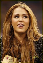 Miley Cyrus : miley_cyrus_1292440891.jpg