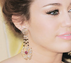Miley Cyrus : miley_cyrus_1301434024.jpg