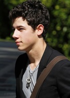 Nick Jonas : nick-jonas-1360352181.jpg