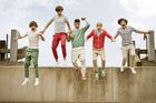 One Direction : one-direction-1328105875.jpg