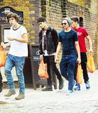 One Direction : one-direction-1364804983.jpg
