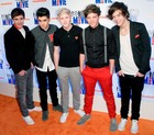One Direction : one-direction-1364805490.jpg