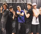 One Direction : one-direction-1372626659.jpg