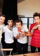 One Direction : one-direction-1377112309.jpg
