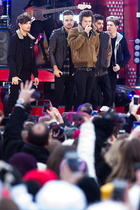 One Direction : one-direction-1385730816.jpg