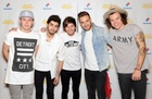 One Direction : one-direction-1415921561.jpg