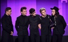 One Direction : one-direction-1416871772.jpg