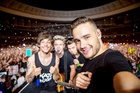 One Direction : one-direction-1428773478.jpg