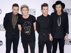 One Direction : one-direction-1428774202.jpg