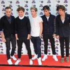 One Direction : one-direction-1430162101.jpg