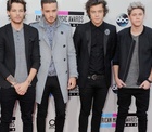 One Direction : one-direction-1431394201.jpg