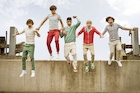 One Direction : one-direction-1480781305.jpg