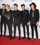 One Direction : one-direction-1487979699.jpg