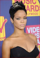 Rihanna : rihanna-1326676905.jpg