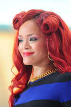 Rihanna : rihanna-1330000515.jpg