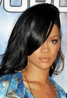 Rihanna : rihanna-1366484936.jpg