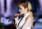 Rihanna : rihanna-1377273111.jpg