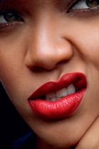 Rihanna : rihanna-1377371068.jpg